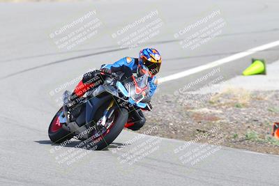 media/Mar-04-2023-TrackXperience (Sat) [[f3a86947c9]]/Group 3/session 1 turn 6/